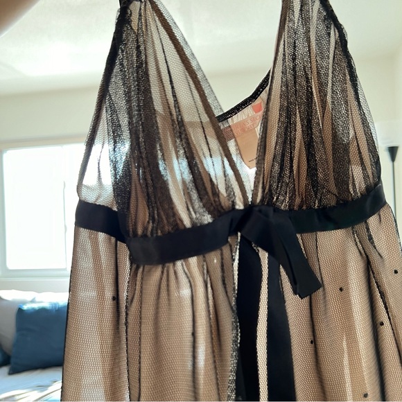 Victoria’s Secret Very Sexy Babydoll Top Size M Mesh Tan Black Rhinestone - Picture 9 of 10